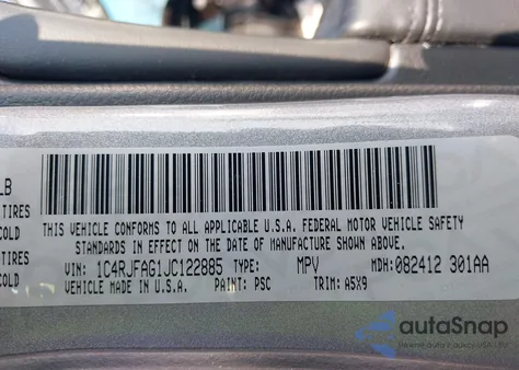 2018 Jeep Grand Cherokee Laredo E 4X4 z USA, uszkodzony, nr VIN 1C4RJFAG1JC122885